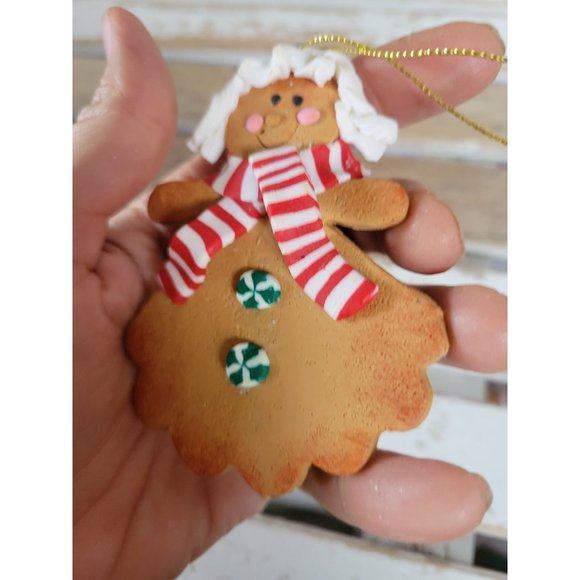 Red scarf Gingerbread girl peppermint ornament cookie Xmas tree - Picture 6 of 6
